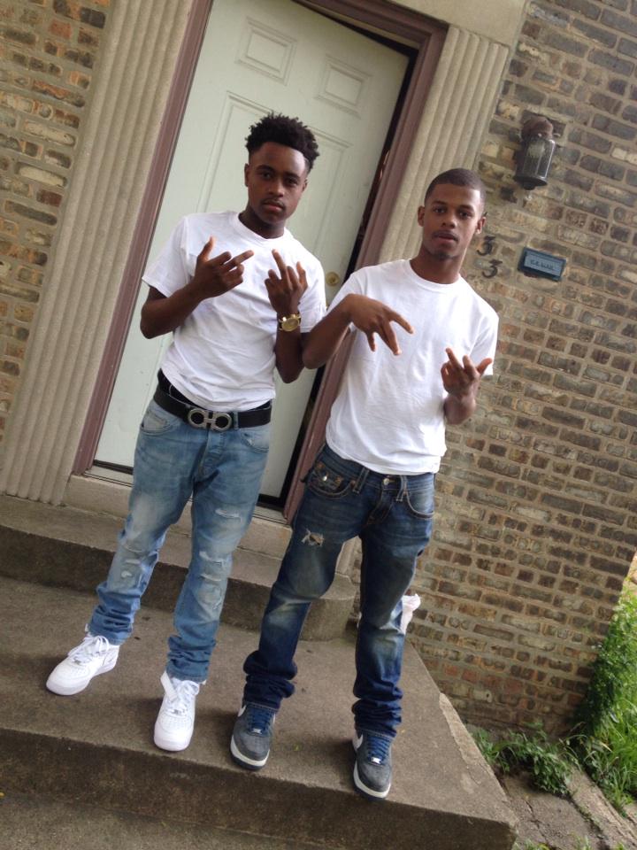 fberessemoney's tweet photo. My blood brother ๐ @JMula2x #ResseMoney http://t.co/nyT5ch1mdD