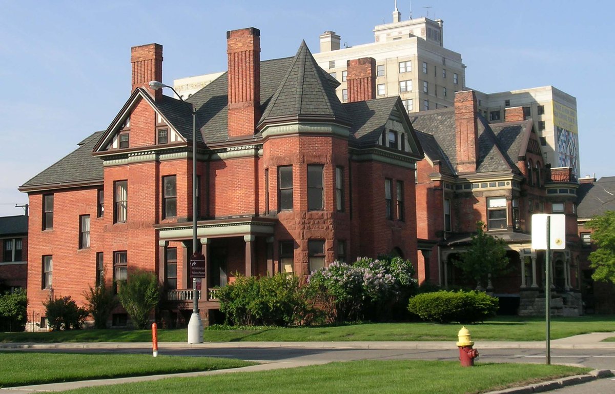 Fixit_Property's tweet image. Are Detroit's Commercial Property Taxes Stifling the City's Recovery? ow.ly/OLbKs