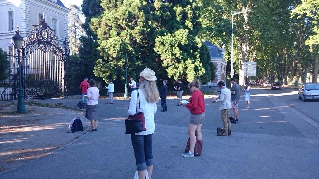 SyndicFamille74's tweet photo. #sentinelles #2ansDebout #Annecy http://t.co/SYA10K3Elo