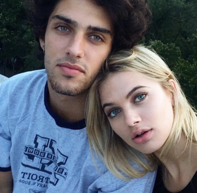 couplesetc tweet picture