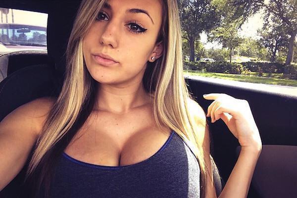 Dime Girl Daily tweet media