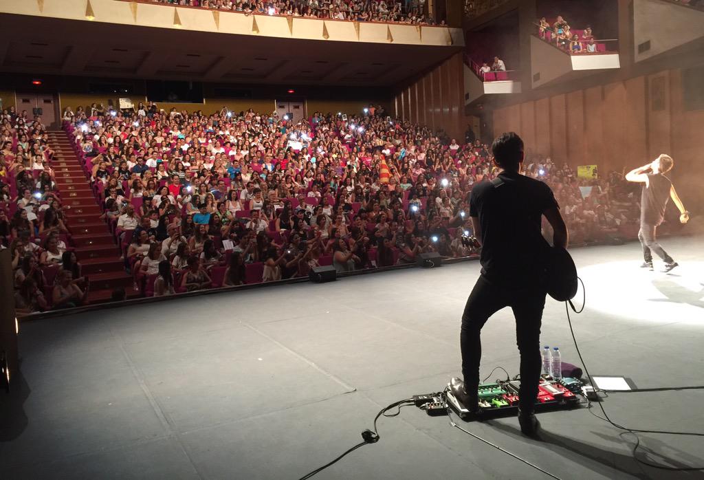 AbrahamMateo's tweet photo. Gracias MALLORCA por tanto cariño! Deseando volver!😍 Os amo❤️ http://t.co/ZJkLBFrSpt