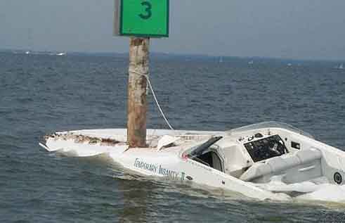 YachtingWeakly's tweet photo. Ouch...#Sailing #Yachting #WatchKeeper #Novice http://t.co/sdkpCZznoe