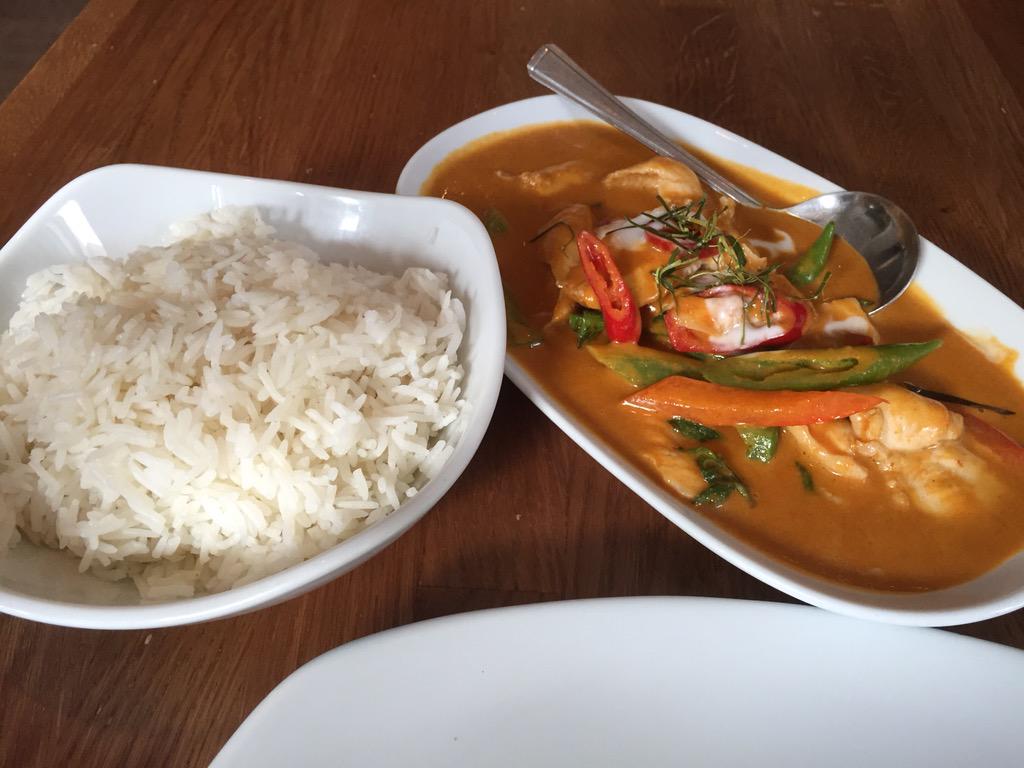 tsteven01's tweet photo. @david_yule Pannang - hotter than medium but not as hot as hot! Ha ha! http://t.co/4EDsWFnWaq