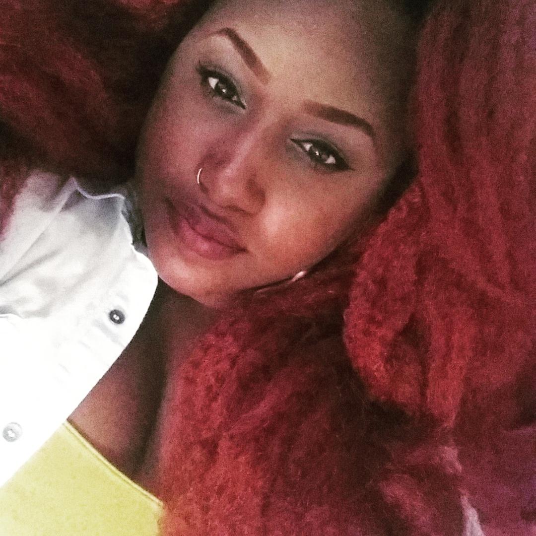 TheHairMaverick's tweet photo. #burgundyfro #eyebrowsonfleek #youngqueen book @TheHairMaverick http://t.co/4KJ90DXMZP