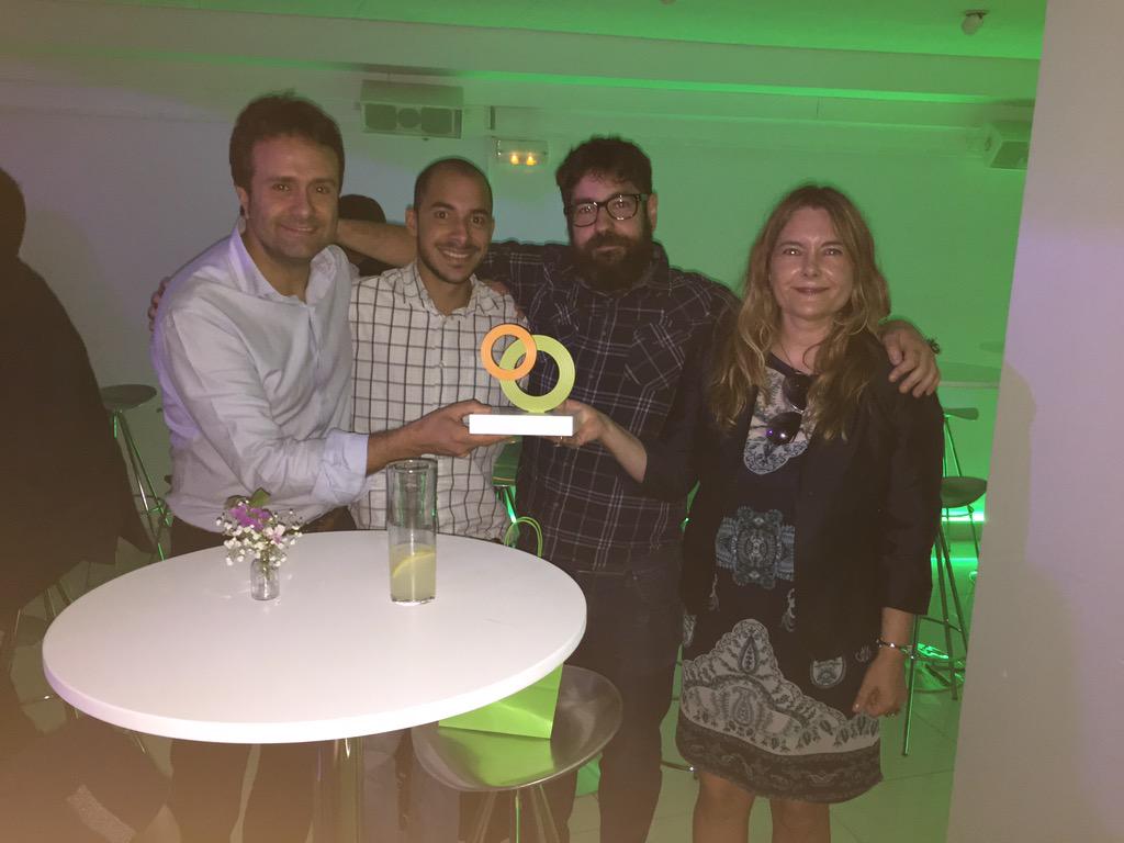 ferprofe's tweet photo. @cibbva ganadores de los premios #DigitalAwards2015. @MadridEmprende les felicita http://t.co/iTWqOK48Ix