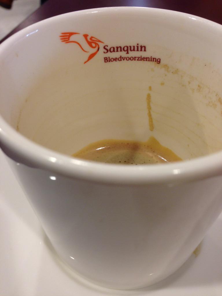 agemaj's tweet photo. Lekkere koffie hier @sanquin http://t.co/FbComtBGxP