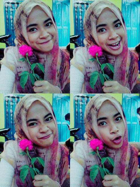 03Annisa_'s tweet photo. Hihi http://t.co/TToyIpcyYe