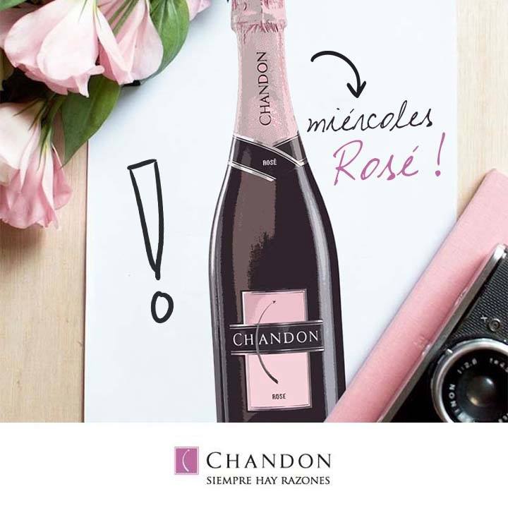 El clásico de los miércoles! @Chandon_Ar #Rosé &amp; amigas!