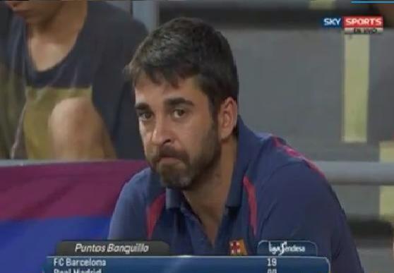 Odio_Eterno_'s tweet photo. Navarro: que bien juegan los de blaco http://t.co/ZIA05KJoB7
