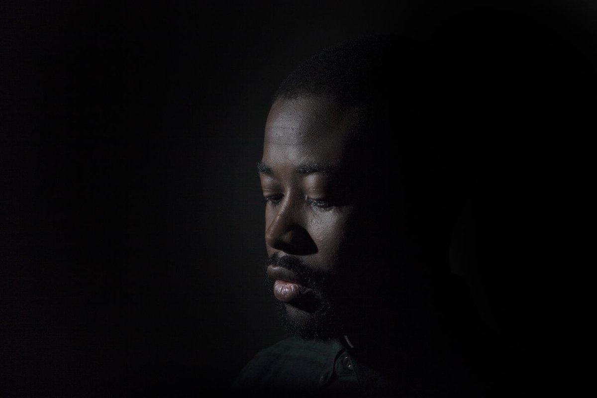 Premiere: <a href="/blacksmif/">ⓑⓛⓐⓒⓚⓢⓜⓘⓕ</a> tiptoes through the trials of the house party on "Chasing Paper." thefader.com/2015/06/24/bla…
