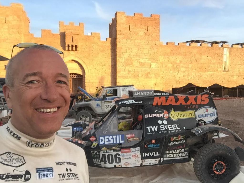 devriestheo's tweet photo. Ja ja let op @TimCoronel komt 11 juli met zijn #dakar #buggy naar #barneveld natuurlijk bij #bakkerijdevries 😃👍🏁 http://t.co/Fm3YyqA2PJ