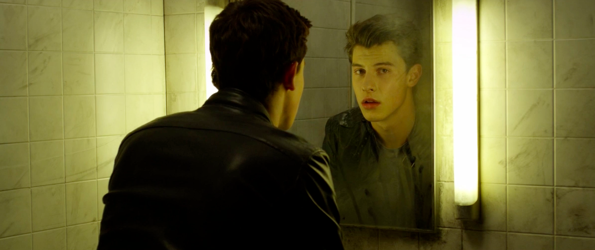 BuzzFeedMusic's tweet photo. Your Heart Will Need “Stitches” After This @ShawnMendes Video #NewStitchesVideoToday
http://t.co/utdRwsLH3J http://t.co/Iafyoc2dId