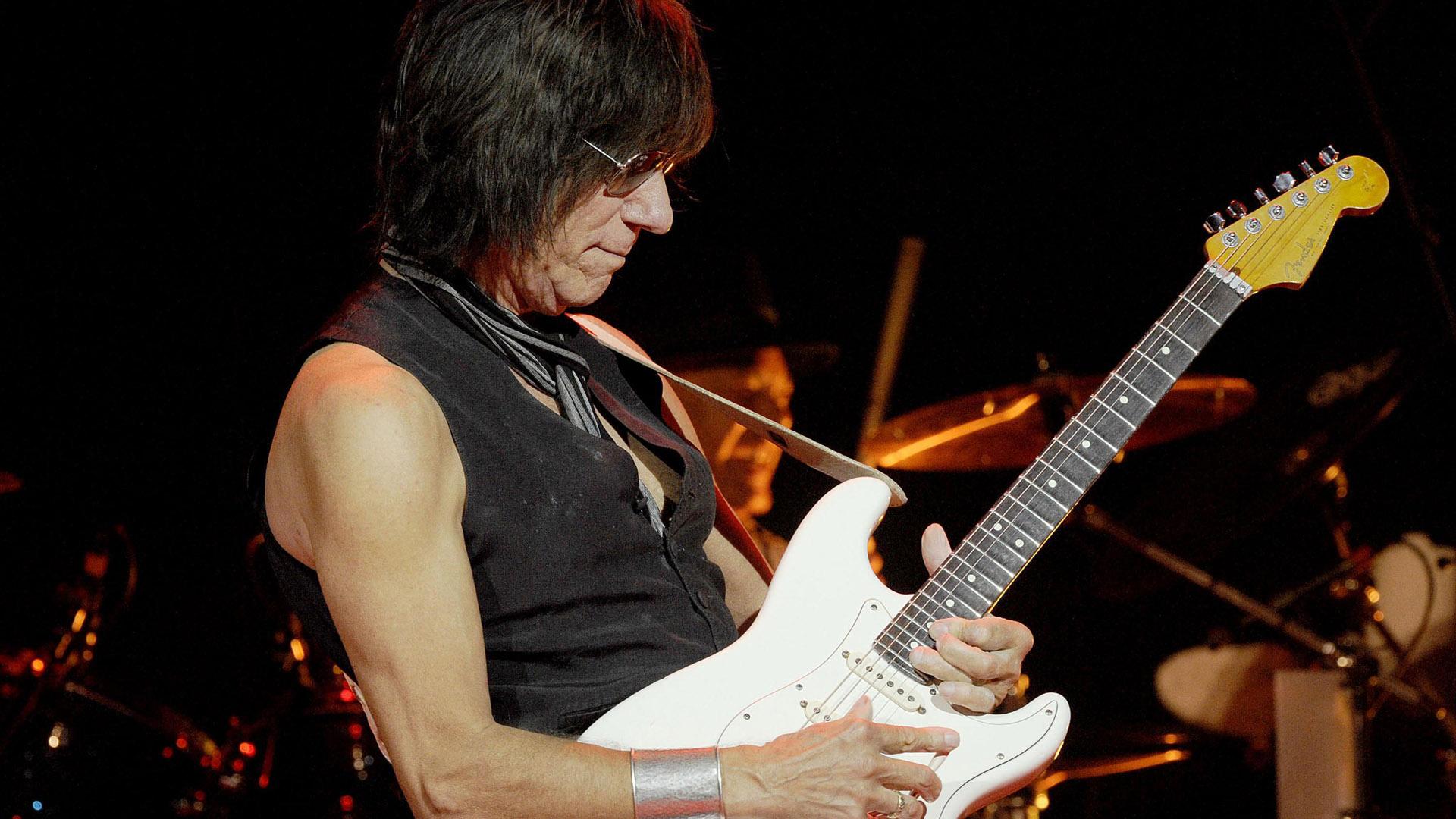 HAPPY BIRTHDAY JEFF BECK     