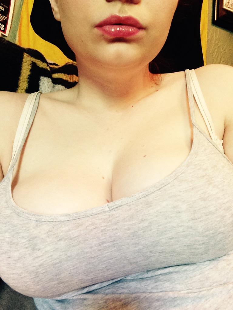 selfie tits 