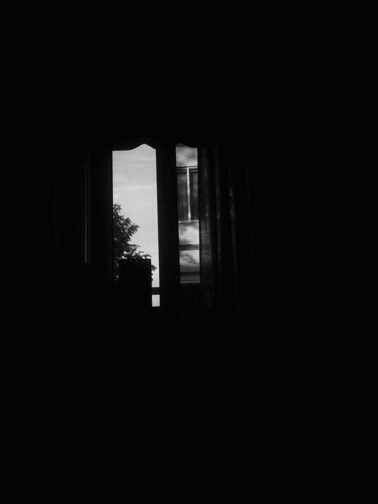analogsolution_ tweet picture