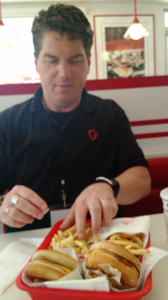 georgiaweidman's tweet image. Pizza hut didn&apos;t work out. @jaysonstreet is not amused by in and out.