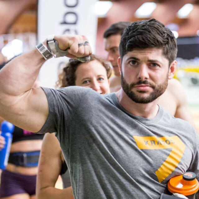 CatrisMoo's tweet photo. People ask me if I'd rather be a model or an elite level cf'er. To me, they're not mutually exclusive #bluesteel #moo http://t.co/IyI3oK2OlL
