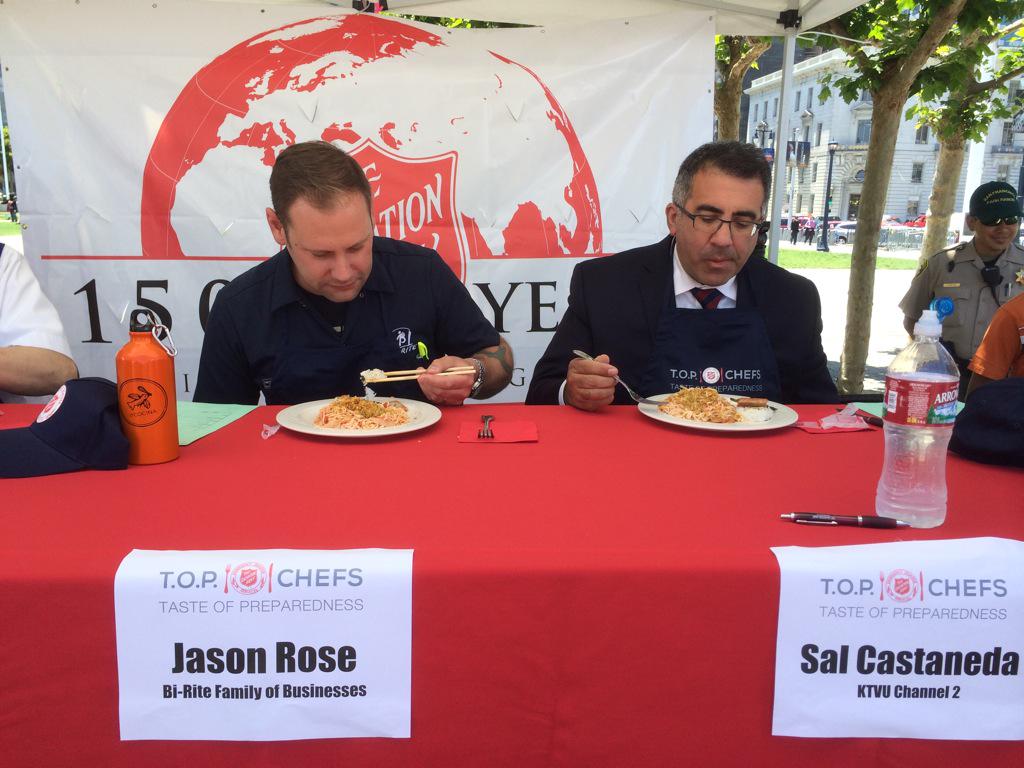 salvationarmysf's tweet photo. Thanks to @sal_castaneda @jasonlacocina for serving as celeb judges for #SFTopChefs today!! http://t.co/R675xENwT1