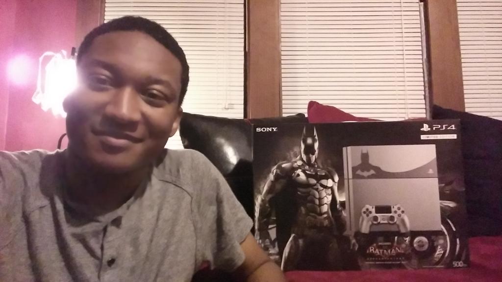 Daite_lightning's tweet image. #PS4BundleSweepstakes