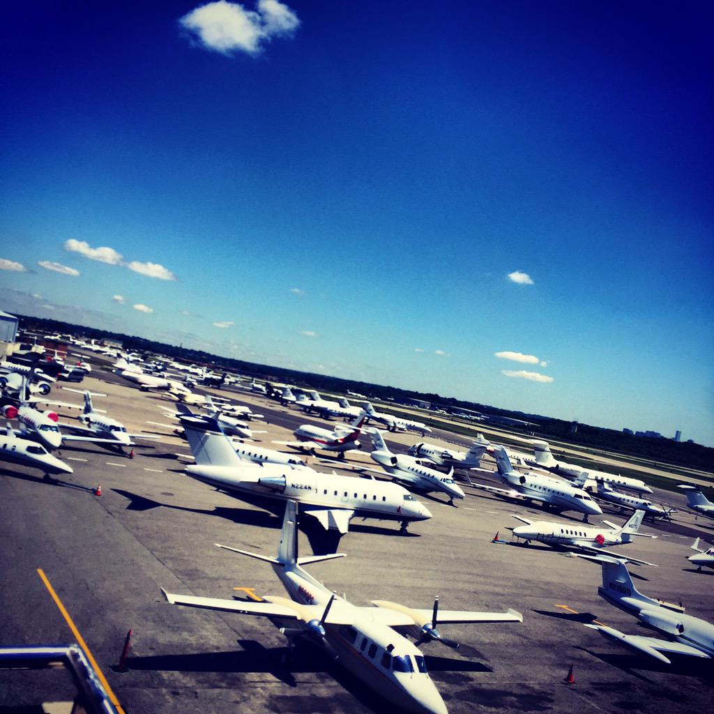Avianis's tweet photo. it's a beautiful day @Teterboro! looking forward to the @NBAA #NBAA15 #bizAv #NBAA #TEB #NBAAregional show #Aviation http://t.co/BHwXt8ECNU
