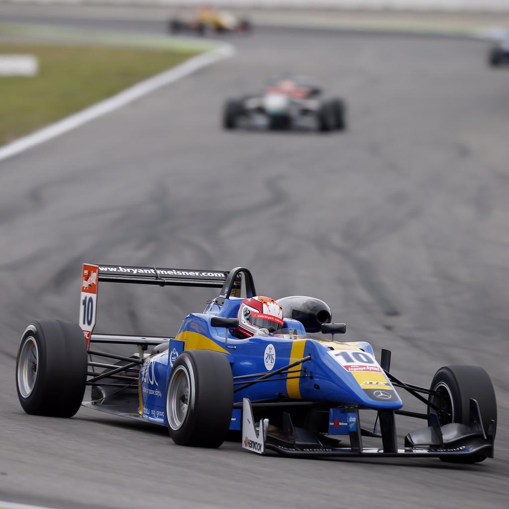 johnbmracing's tweet photo. http://t.co/POY3cjzrdm