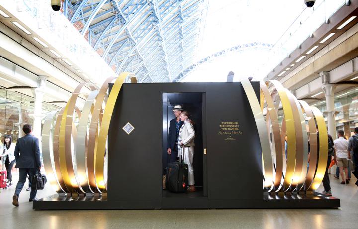 dothedaniel's tweet photo. .@HennessyUS celebrates #Hennessy250 by inviting you to send a #MessageToTheFuture http://t.co/UhZepkUpBm #TimeBarrel http://t.co/BV67hAbGg4