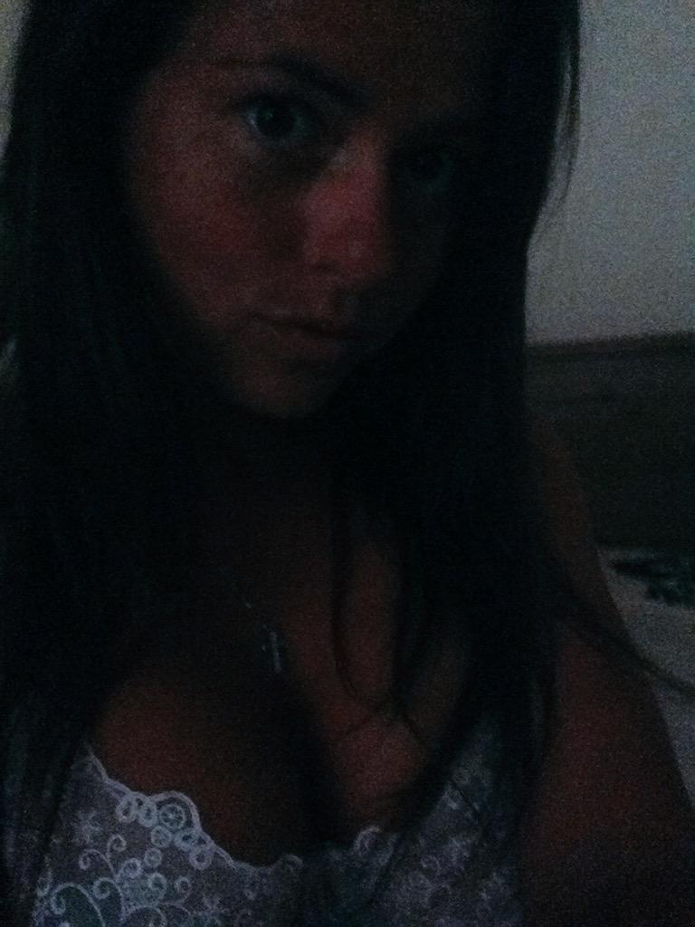 Right folks I'm off to bed. If you can't be good be careful!!! Sleep tight  \u0026 sweet dreams 😘😘 KD #snuggle, image size:768x1024