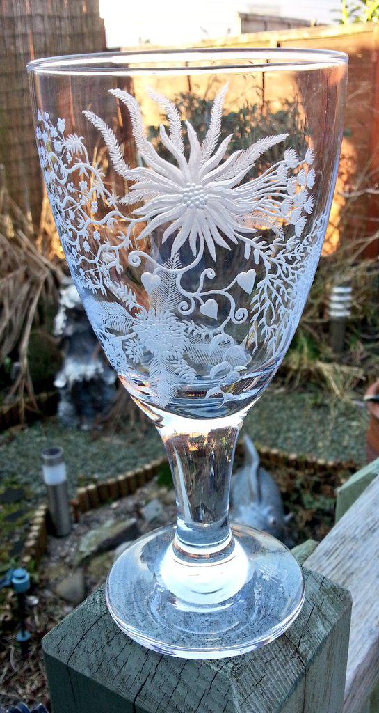 GlassForWalkers's tweet photo. #Intricate #Flowers #Wine glass Hand Drill #Engraved #Design came straight from the mind to the glass #glassengraving http://t.co/z3sVXIs0Xs