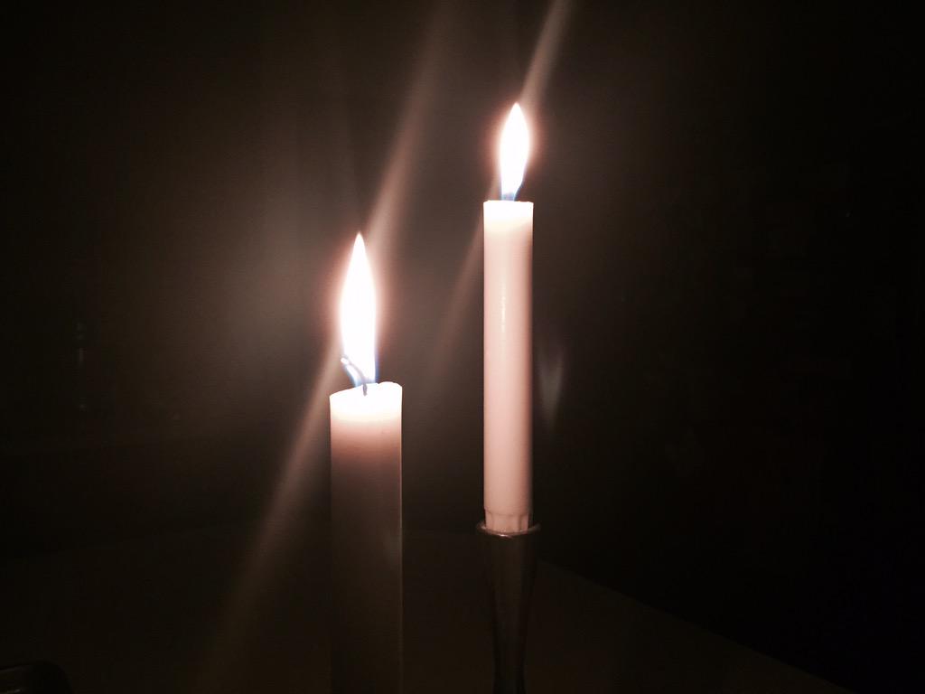 ChrisStigall's tweet photo. Power outage deep thoughts: "I'll bet Liberace never needed a generator." #Hour28 @PECOconnect http://t.co/05daY7heAf