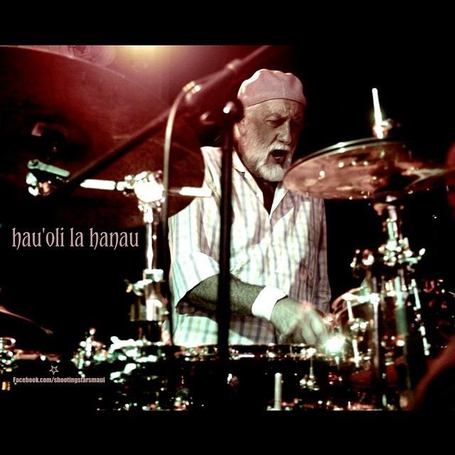   - Hau\oli la hanau (happy birthday)  to Maui\s own (well...almost) Mick Fleetwood. 