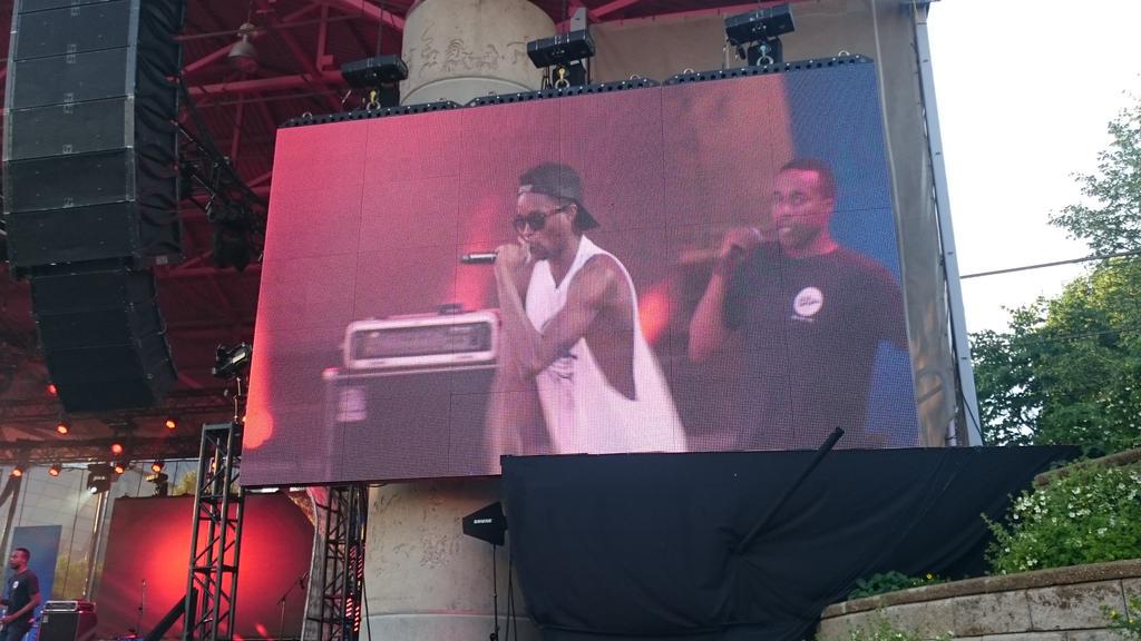 VirginRadioWPG's tweet photo. .@thelytics take the stage at @theforks & immediately everybody starts bobbing their heads. @UnitedWayWpg #WpgWed http://t.co/zXOQUIV2Qr