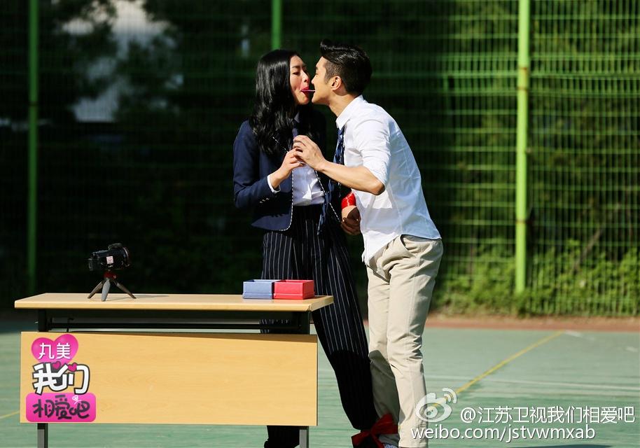 devipwt_'s tweet photo. Itu sora bukan sih 😱RT @sujunesia: [PIC] 150624 江苏卫视我们相爱吧 Weibo Update - Siwon | cr: http://t.co/SWEWOTYTSn http://t.co/tmkExoOj1a