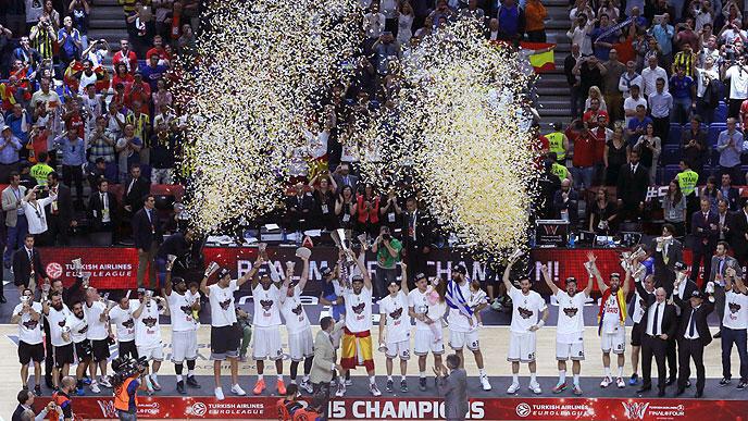 RMBaloncesto's tweet image. Esfuerzo, sacrifico, talento, corazón y buen baloncesto. #Campeones #LeyendaRE4L