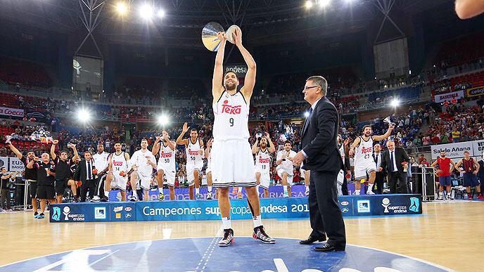 RMBaloncesto's tweet image. Esfuerzo, sacrifico, talento, corazón y buen baloncesto. #Campeones #LeyendaRE4L