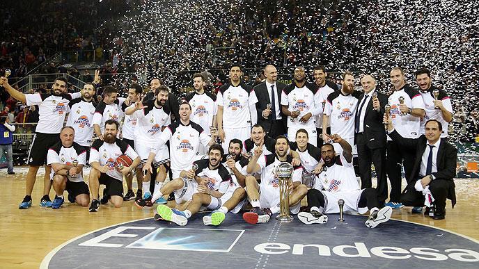 RMBaloncesto's tweet image. Esfuerzo, sacrifico, talento, corazón y buen baloncesto. #Campeones #LeyendaRE4L