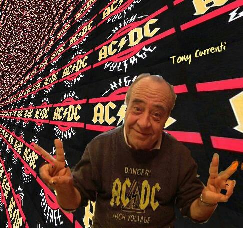 SicDrumCrew's tweet photo. Do you know the #strange #adventure of #tonycurrenti the #italian who played  with #ACDC ?
http://t.co/LAoiHaY4L9 http://t.co/7oYzJnCpCX