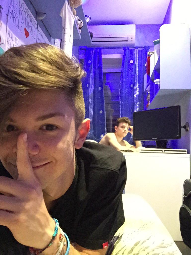 RealAlbericoyes's tweet photo. Che picci http://t.co/ribXKrELRB