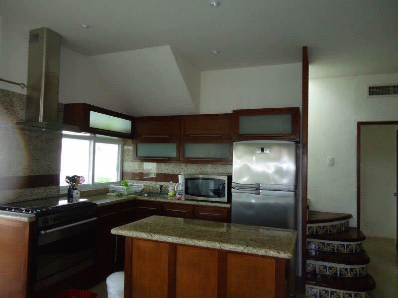 ConciergeRMaya's tweet photo. Hermoso Penthouse en el corazón de la nueva 5a en #PlayaDelCarmen pregunta por disponibilidad $175 dlsxnoche http://t.co/ER10RivMMq
