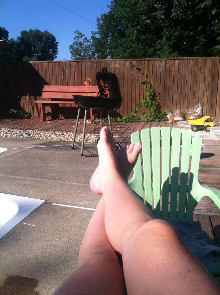 sterrett06's tweet image. @DGH04Hokie this is how we roll #summertime #poolcool