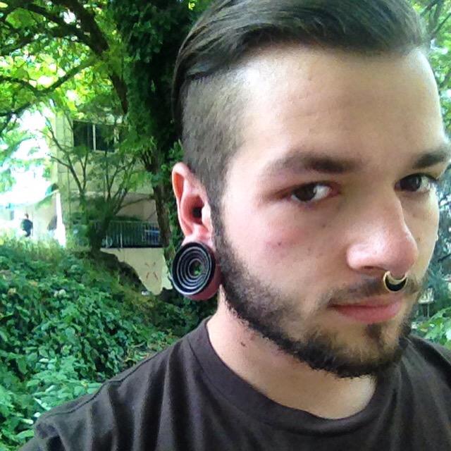 versacefuneral's tweet photo. Am I cute enough for twitter selfies yet? http://t.co/vzkx04USrF