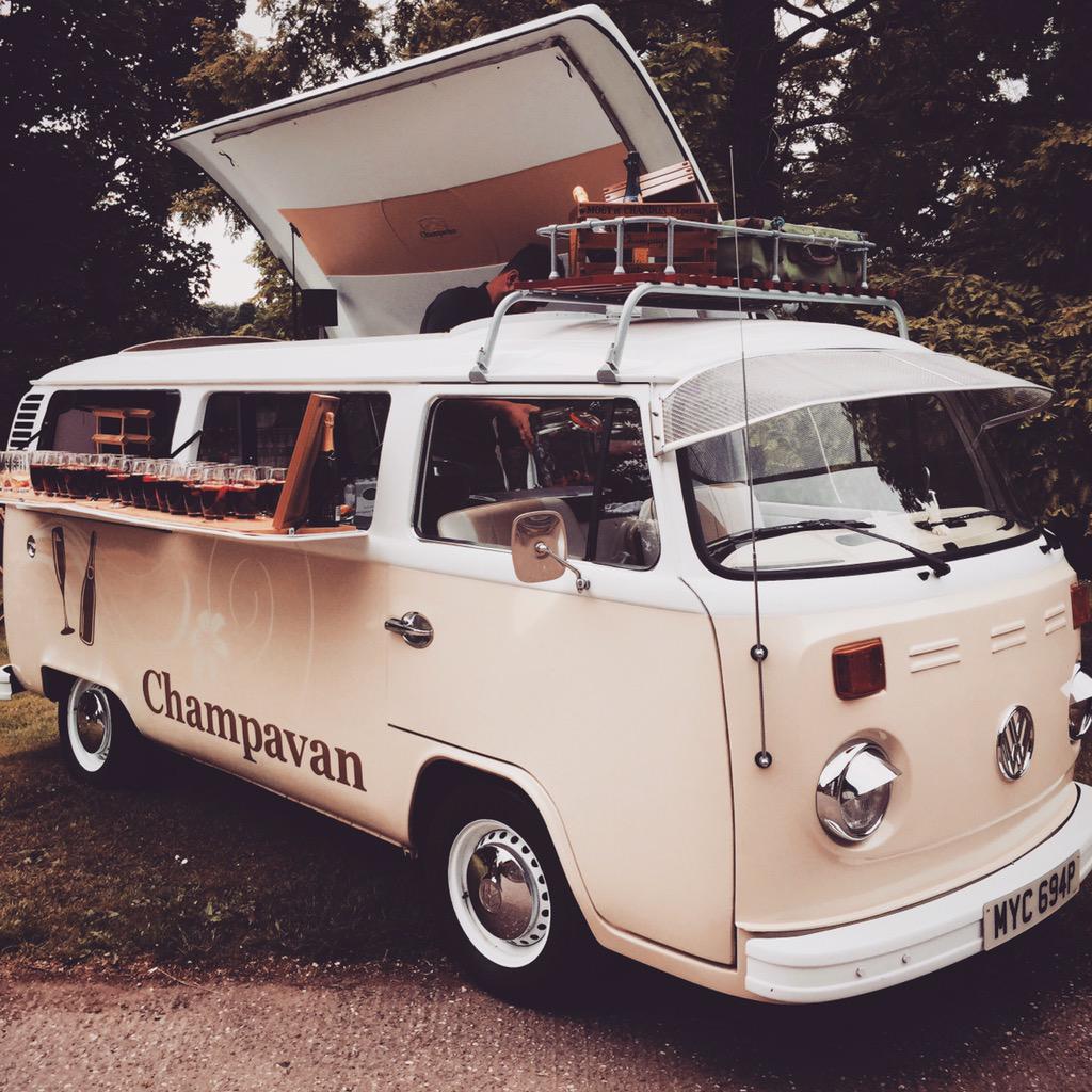 Champavan's tweet image. Congratulations Mr Craig &amp;amp; Mrs Hannah Farr on your beautiful wedding. Thankyou for letting champavan be a part of it.