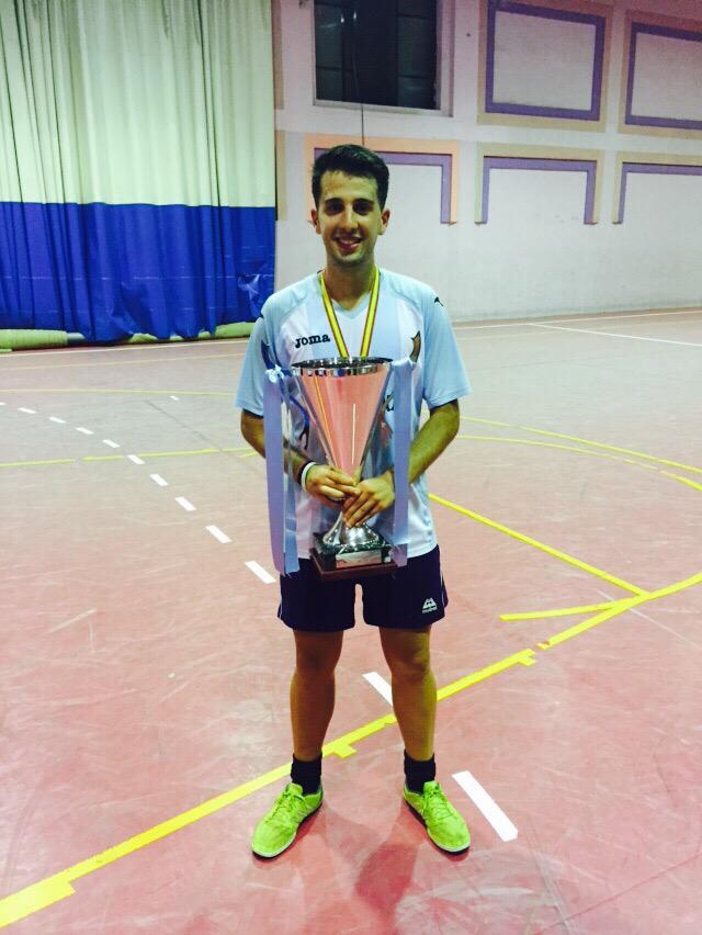 RubenLeguey95's tweet photo. CAMPEONES!!!!!!!! @RealTuptes http://t.co/tb6G3cOgcH