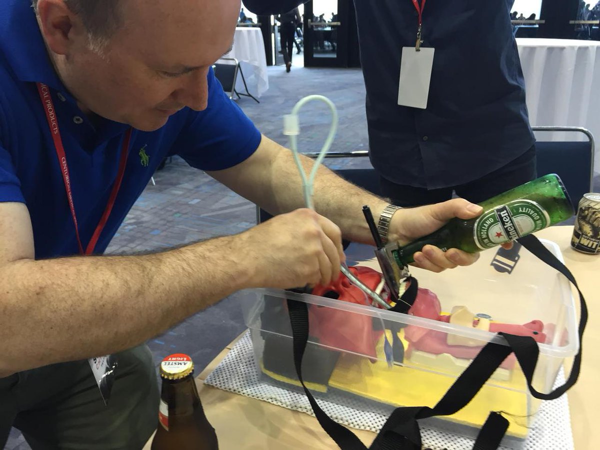 Pip Bunting (piperama) Twitter