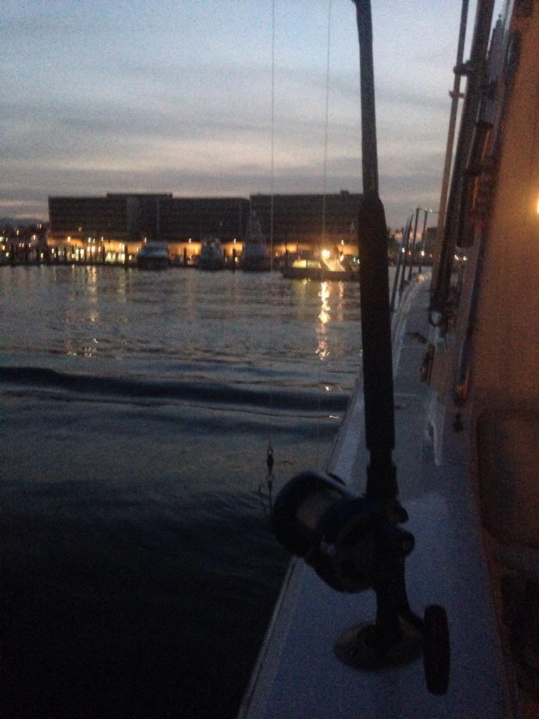 yachtincabo's tweet photo. #morning #earlyBirds #fishingDay #mexico #loscabos #sanLucas #letsFishing #timeToFishing #GoodMorning #ILoveYouCabo http://t.co/E5MjRlo5yu