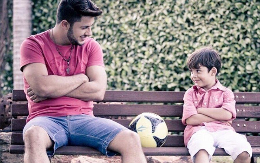 BastidoresDaTV's tweet photo. Saiba como era Cristiano Araújo na intimidade http://t.co/lyrbhiZDUB http://t.co/kGGVGpyjfy