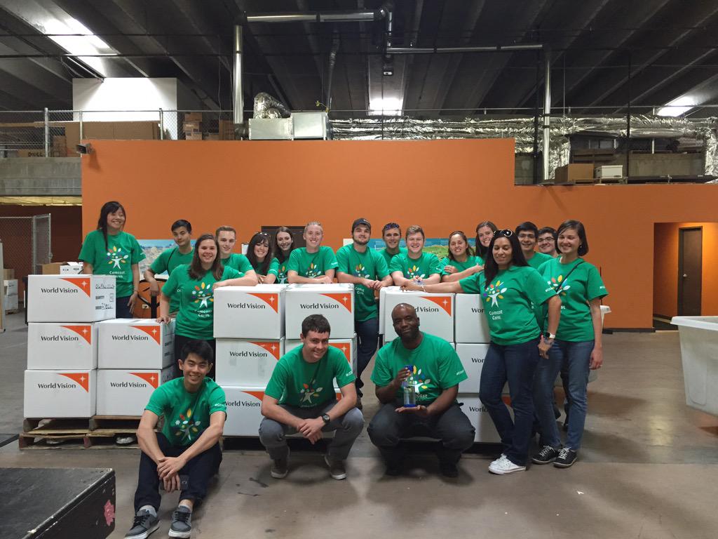 jaimelyn310's tweet photo. Awesome day w/ Denver interns followed by volunteering @WorldVision #mycomcastinternship #entech2015 http://t.co/xEU0J8CpHR