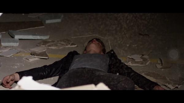 BROKENGlLINSKY's tweet photo. The fandom after watching the new video #WatchNewStitchesVideo #NewStitchesVideoToday http://t.co/nVHaNb3X5R