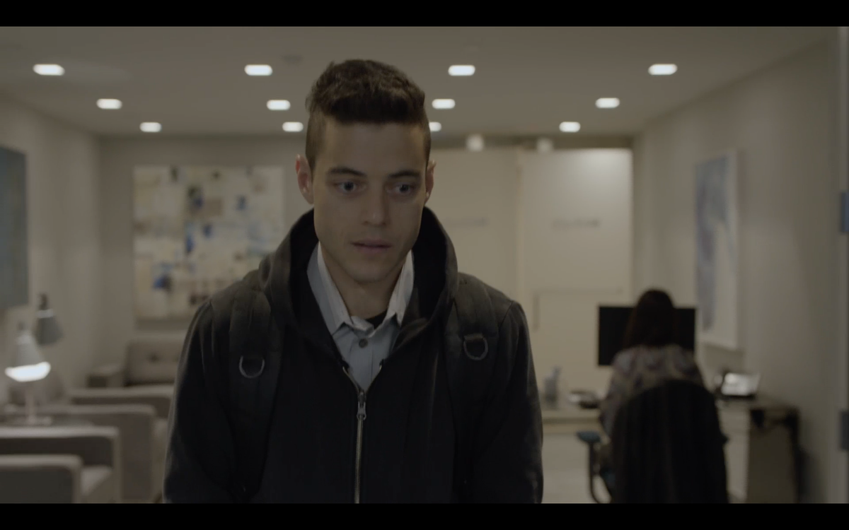 whoismrrobot's tweet photo. Cyber security engineer by day. Hacker by night. 

Everybody has two sides. #MrRobot http://t.co/PZKqDV9rGs