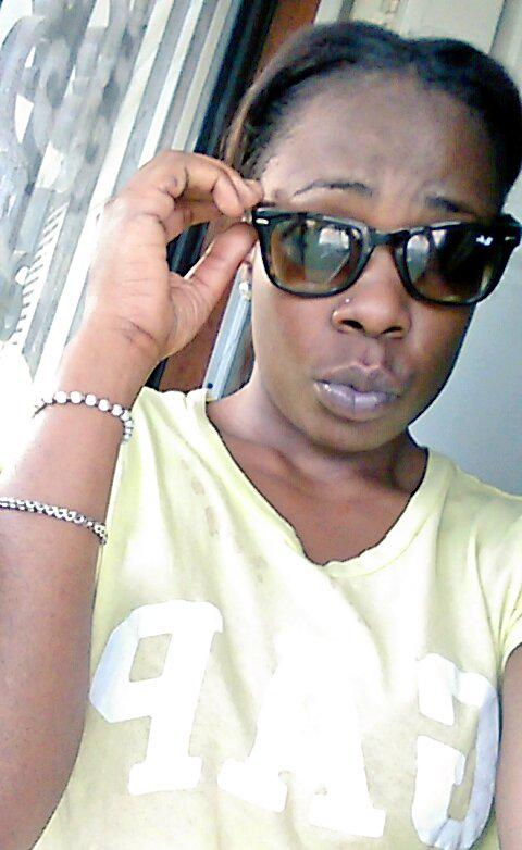 tyvariaskeeper's tweet photo. Who better for ya than ya girl ? ✊ #answerDat #fuckThaQuestion #imCuteTho 😇😋 http://t.co/6wjk2OAtF9
